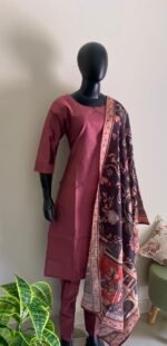 Traditional kurta set - Image 3