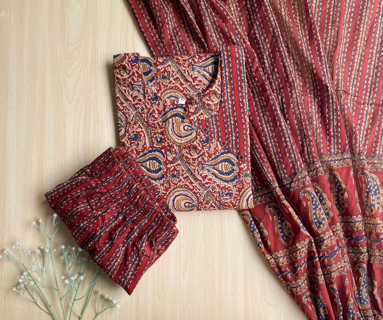 WhatsApp Image 2025-04-13 at 3.58.17 PM (4) Kalamkari kurta set - Image 1