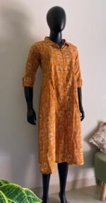 Ajrak Aline kurta - Image 3