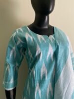 Ikkat Kurtha Set - Image 3
