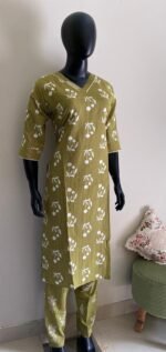 Kantha Co-ord set - Image 3