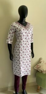 Hakoba Kurta Set - Image 3