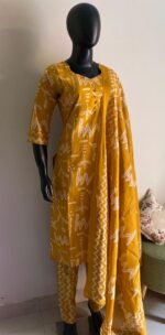 Cotton 3 piece kurta set🌸 - Image 3