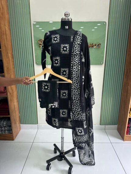 Batik Kurtaset