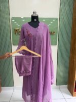 Mul Chanderi Cotton Embrodery Kurtaset