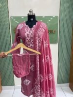 Kantha Cotton Kurtaset