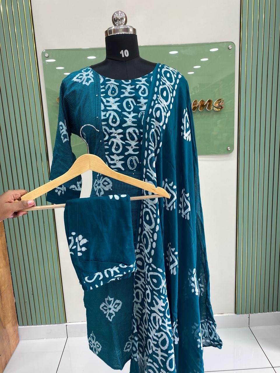 WhatsApp Image 2026-05-26 at 12.33.49 PM(6) Kantha Cotton Kurtaset - Image 1
