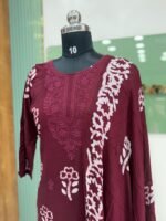 Chikankari Batik kurtaset - Image 2