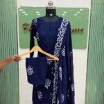 Chikankari Batik kurtaset