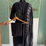 Mirror work kurtaset