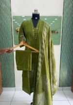 Mirror work kurtaset