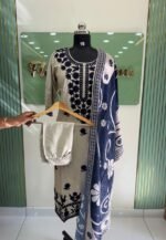 Chikankari Kurtiset